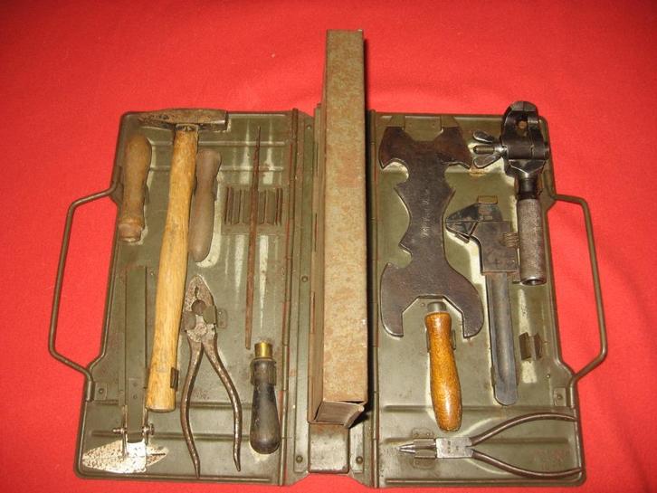 Duitse Waffenmeister Werkzeug Kasten 2eWO 1940 / 45, Verzamelen, Militaria | Tweede Wereldoorlog, Landmacht, Overige typen, Duitsland