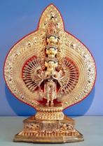 MEESTERSTUK AVALOKITESHVARA BEELD NEPAL 24K VERGULD 66 CM, Antiek en Kunst, Ophalen