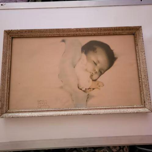 2 x baby print Bessie Peage., Huis en Inrichting, Woonaccessoires | Schilderijen, Tekeningen en Foto's, Print, Minder dan 50 cm