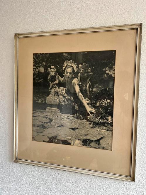 Ni pollok vrouw van Le Mayeur op Bali, Antiek en Kunst, Kunst | Tekeningen en Foto's, Ophalen of Verzenden