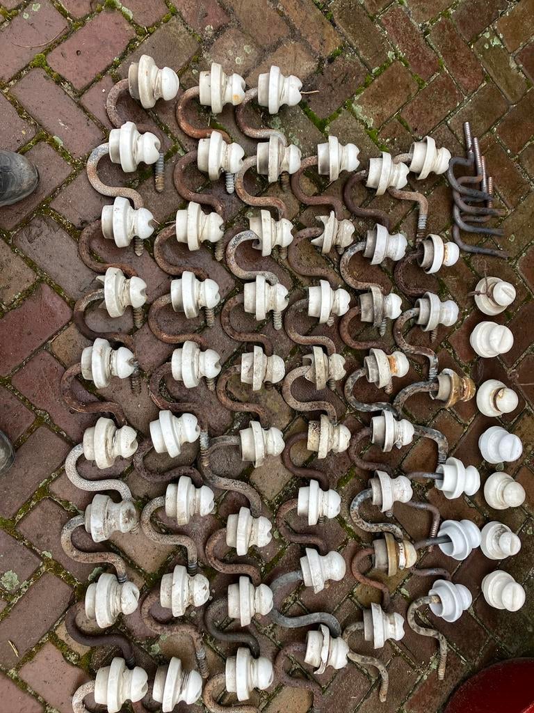 Isolatoren, isolator, porseleinen, telefoonpalen, Ophalen of Verzenden, Netvoeding, Minder dan 50 watt