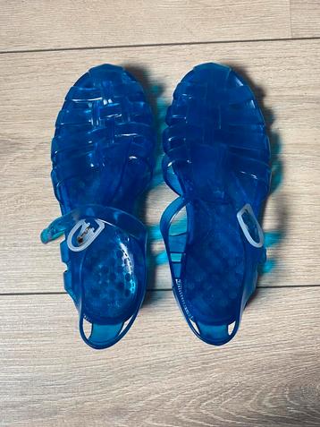 Blauwe waterschoenen mt 29 beschikbaar voor biedingen