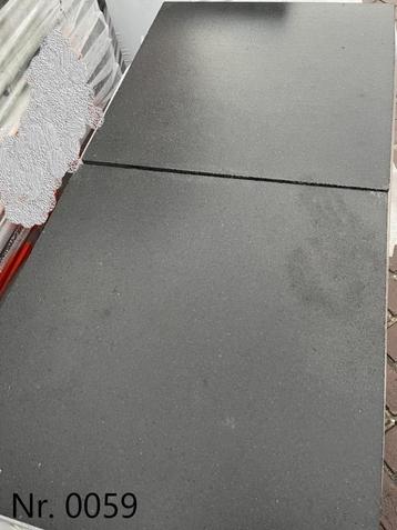 0059 Partij tegels 60x60x4  beschikbaar voor biedingen