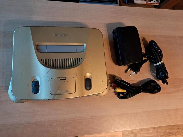 Nintendo 64 gold edition, Spelcomputers en Games, Games | Nintendo 64, Gebruikt, Racen en Vliegen, 1 speler, Vanaf 3 jaar, Ophalen of Verzenden