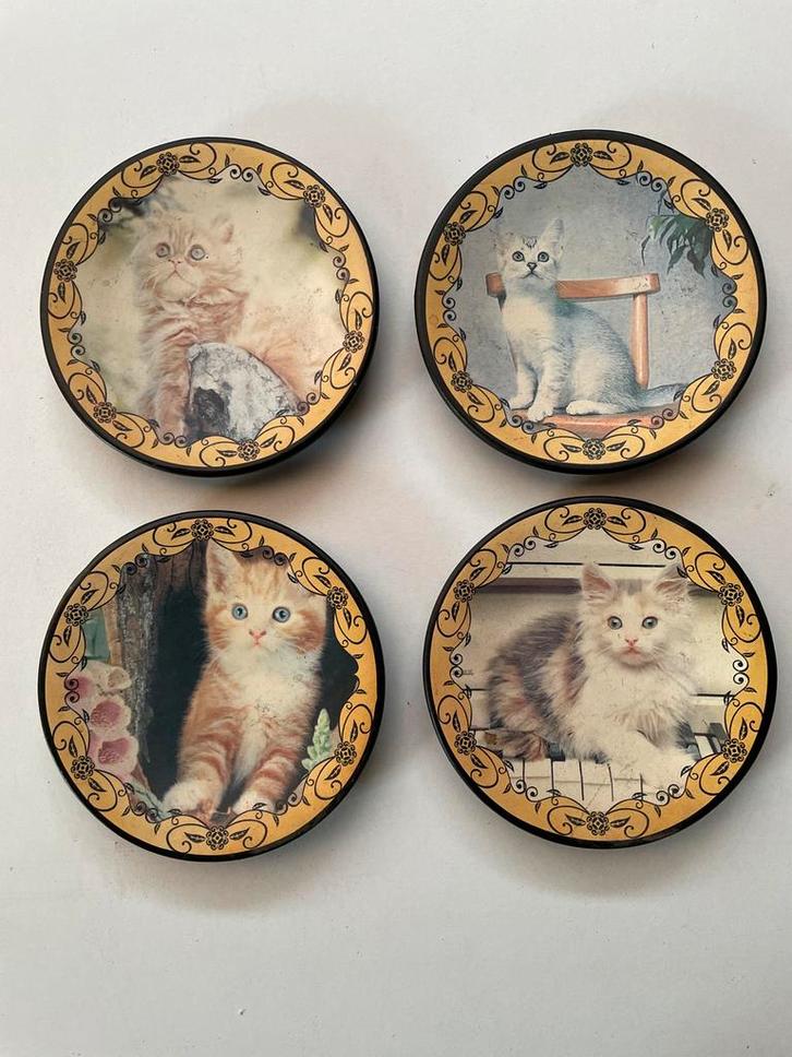 Set van 4 Vintage Kattenbordjes, Antiek en Kunst, Antiek | Wandborden en Tegels, Ophalen of Verzenden