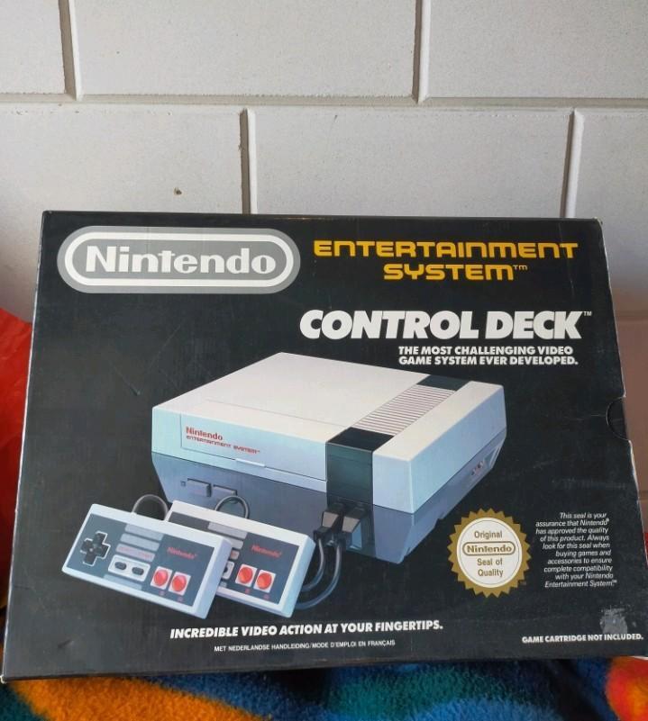 Lot vintage spelcomputers Nintendo ps Commodore 64, Spelcomputers en Games, Spelcomputers | Nintendo Consoles | Accessoires, Gebruikt