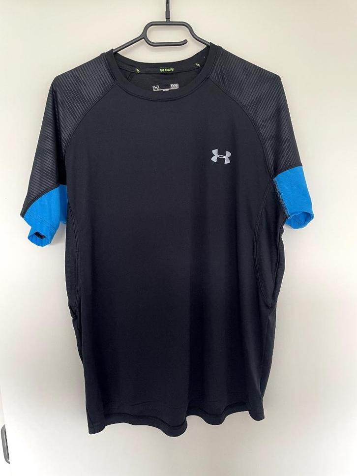 Under Armour running set (shirt en broek), maat Large, Sport en Fitness, Loopsport en Atletiek, Zo goed als nieuw, Kleding, Hardlopen