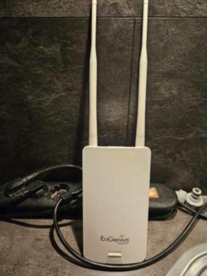 Werkende EnGenius ENS202EXT buiten WiFi hotspot...., Computers en Software, Accesspoints, Zo goed als nieuw, Ophalen of Verzenden