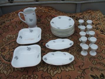 25-delig ontbijtservies gemerkt Pirken Hammer, 10 persoons. beschikbaar voor biedingen