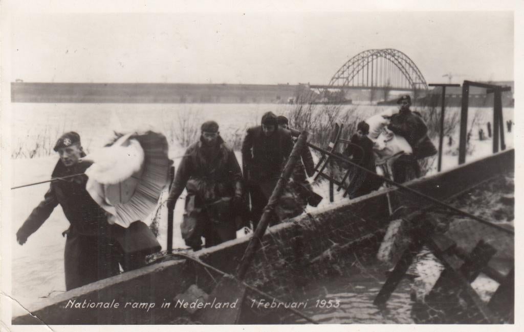 Fotokaart- 1953- Nationale Watersnoodramp 1953- Rampenfonds, Verzamelen, Ansichtkaarten | Nederland, Verzenden, 1940 tot 1960