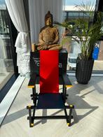 Rietveld stoel maar dan mooi !, Ophalen