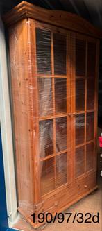 Grenen Vitrinekast met Glazen Deuren, Huis en Inrichting, Kasten | Vitrinekasten, Ophalen, Gebruikt, 50 tot 100 cm, Met lade(s)