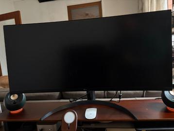 LG UltraWide 34WQ73A-B beschikbaar voor biedingen