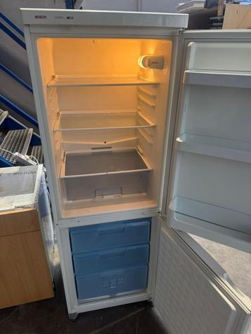 Bosch Combi koekkast schoon garantie bezorging  beschikbaar voor biedingen
