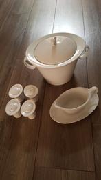 nieuw keukenservies van Kutahya, Huis en Inrichting, Nieuw, Ophalen of Verzenden, Kom(men), Overige stijlen