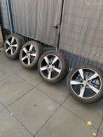 Winterbanden Volvo v40, Gebruikt, Banden en Velgen, 17 inch, Personenwagen