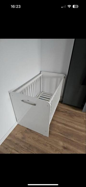 Babybedje - Gedemonteerd & Netjes! beschikbaar voor biedingen