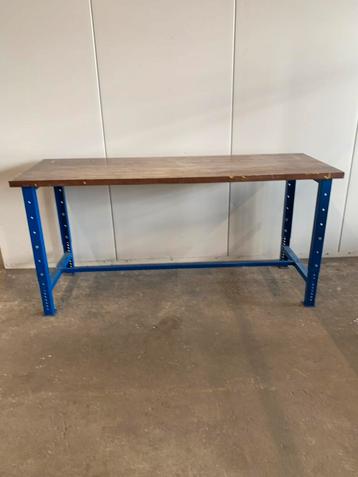 Werkbank / werktafel / magszijntafel beschikbaar voor biedingen