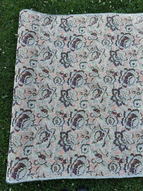 Leuke vintage retro stoffen bloemetjes motief stof, Hobby en Vrije tijd, Stoffen en Lappen, Zo goed als nieuw, 120 cm of meer