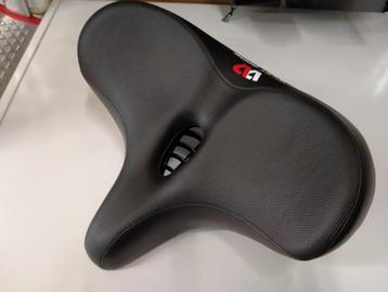 Nieuw Big-ass fietszadel beschikbaar voor biedingen