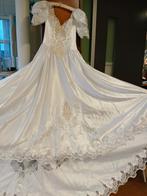 Prachtige trouwjurk mooi schoon.36/38, Ophalen of Verzenden, Zo goed als nieuw, Wit, Trouwjurk