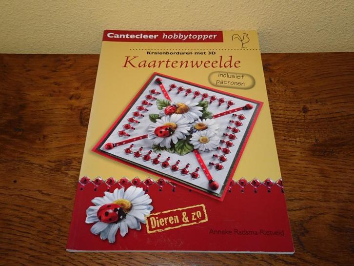 Anneke Radsma : Kaartenweelde kralenborduren met 3D, Hobby en Vrije tijd, Kaarten | Zelf maken, Zo goed als nieuw, Overige typen