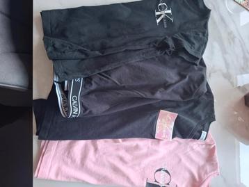4x shirt Calvin Klein mt 8 beschikbaar voor biedingen