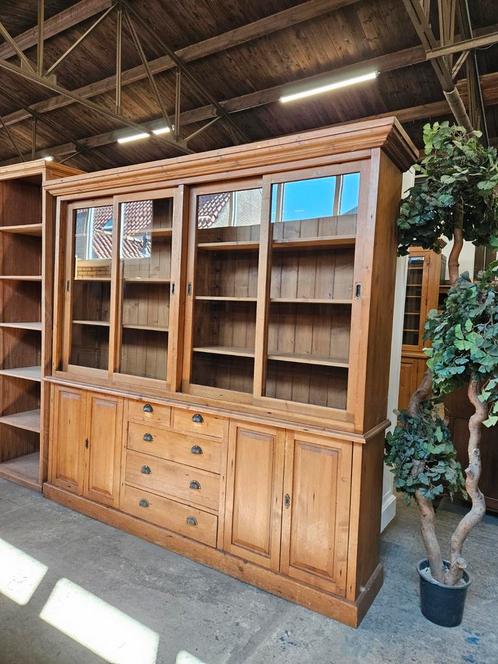 Prachtige buffetkast / schoolkast /boekenkast / vitrinekast, Huis en Inrichting, Kasten | Wandmeubels, Zo goed als nieuw, 200 cm of meer