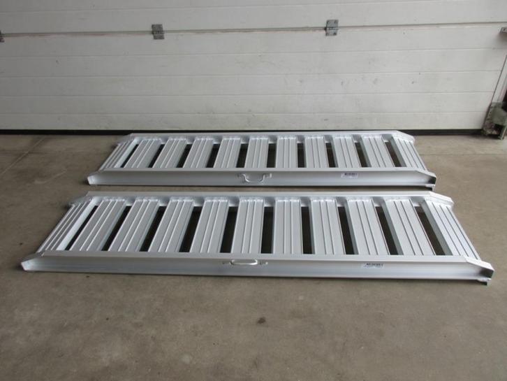 Oprijplank aluminium, set van 2 stuks, 185cm, 1800 kg, Auto diversen, Overige Auto diversen, Ophalen