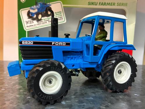 Siku 1/32 Ford tractor in ovp, Hobby en Vrije tijd, Modelauto's | 1:32, Zo goed als nieuw, Tractor of Landbouw, SIKU, Ophalen of Verzenden