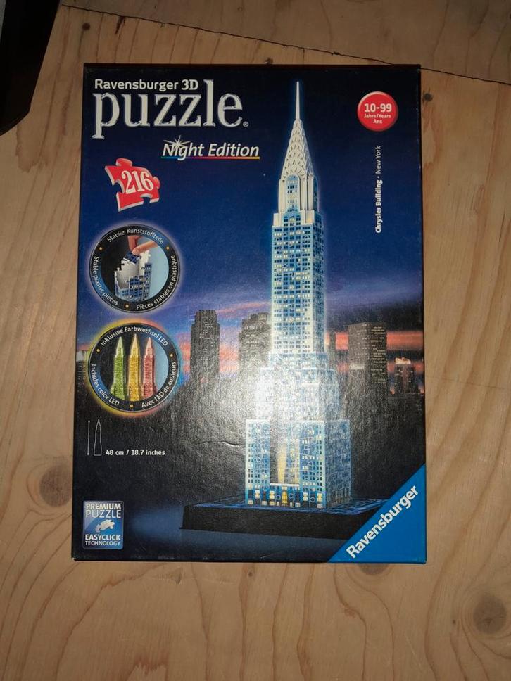 Ravensburger 3D Puzzel Chrysler Building Night Edition, Hobby en Vrije tijd, Denksport en Puzzels, Zo goed als nieuw, Rubik's of 3D-puzzel