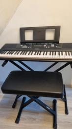 Yamaha EZ-220 Keyboard + Standaard & Kruk, Muziek en Instrumenten, Keyboards, Ophalen, Yamaha, Overige aantallen, Aanslaggevoelig
