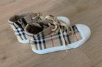 Leuke gympen Burberry maat 32, Kinderen en Baby's, Schoenen, Jongen, Burberry, Gebruikt