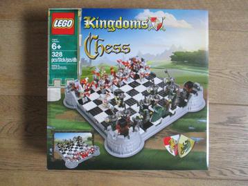 LEGO Kingdoms * CHESS / Schaakspel * 853373 * Nieuw beschikbaar voor biedingen