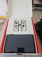 Nintendo switch Oled, Spelcomputers en Games, Spelcomputers | Nintendo Switch, Ophalen, Zo goed als nieuw, Met 2 controllers, Switch OLED