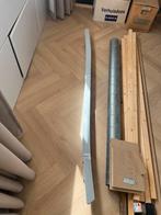 Trapleuning bocht in grondverf, Doe-het-zelf en Verbouw, Hout en Planken, Ophalen, 25 tot 50 mm, Zo goed als nieuw, Balk