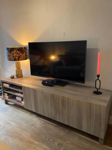 Tv meubel 180 cm 