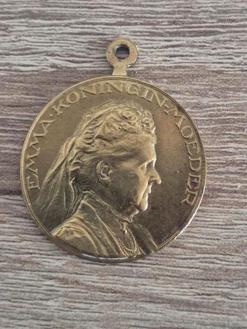 Oude Medaille peningen Emma beschikbaar voor biedingen