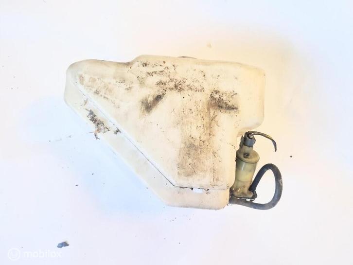 Ruitensproeierreservoir Volvo 240 GLT Inj. ('82-'94) 1312018, Auto-onderdelen, Ruiten en Toebehoren, Volvo, Gebruikt, Ophalen of Verzenden