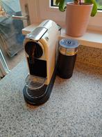 Nescafé Koffiemachine met Melkschuimer - Zo goed als nieuw, Witgoed en Apparatuur, Koffiezetapparaten, Koffiepads en cups, Koffiemachine