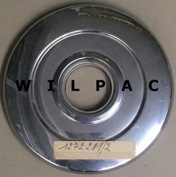 Set van 4 st. NOS Volvo 240 wieldop incl naafdlop nr 1272211 beschikbaar voor biedingen