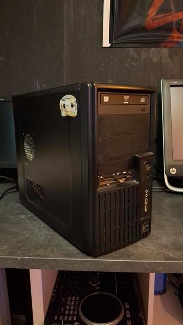 Vintage Oem Vista Pc.  beschikbaar voor biedingen