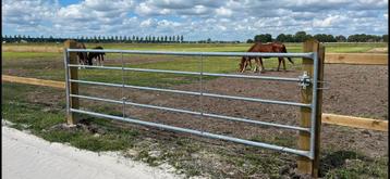 Verzinkte weidepoorten 400cm beschikbaar voor biedingen