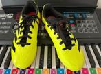 VOETBALSCHOENEN, Sport en Fitness, Voetbal, Maat XS of kleiner, Verzenden, Zo goed als nieuw, Schoenen