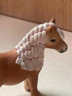 Schleich mini shetlander merrie met vlechtjes, Ophalen of Verzenden, Zo goed als nieuw
