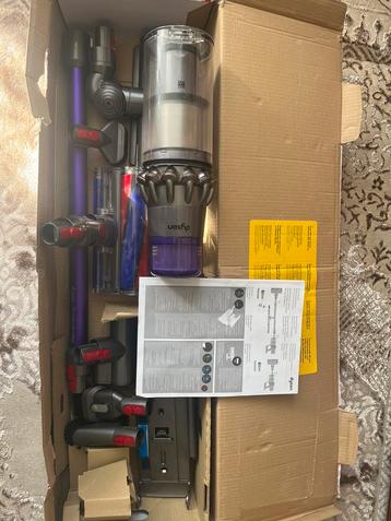 Dyson v11 animal extra  beschikbaar voor biedingen