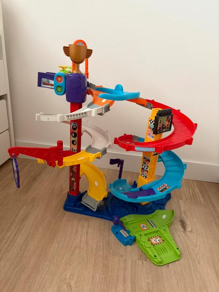 Toet Toet Auto’s Stuntpark, Kinderen en Baby's, Speelgoed | Vtech, Zo goed als nieuw, 2 tot 4 jaar, Ophalen