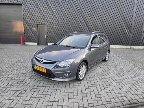 Hyundai I30 CW 1.4i i-Motion, Auto's, Hyundai, Bedrijf, Te koop, i30, ABS, Airbags, Airconditioning, Boordcomputer, Centrale vergrendeling