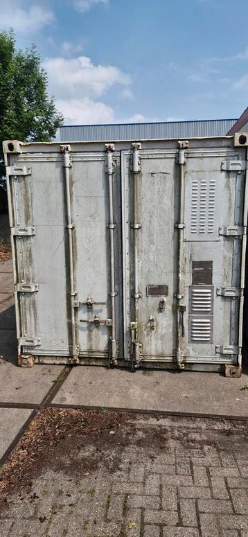 Geissoleerde container. Containers 20ft beschikbaar voor biedingen