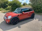 Mini 1.6 Cooper cabrio 2011, Auto's, Zwart, Cabriolet, 4 stoelen, Leder en Stof